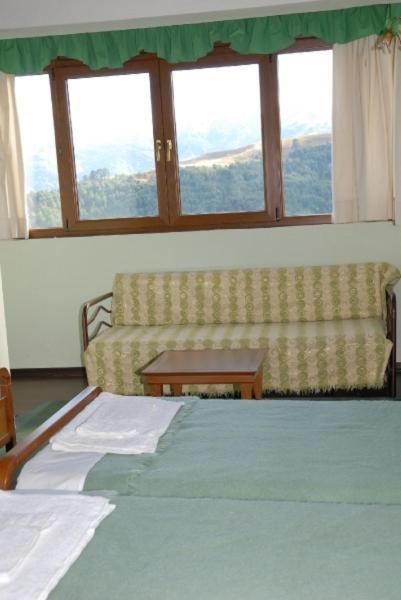 Natasa Rooms Filippaioi 객실 사진